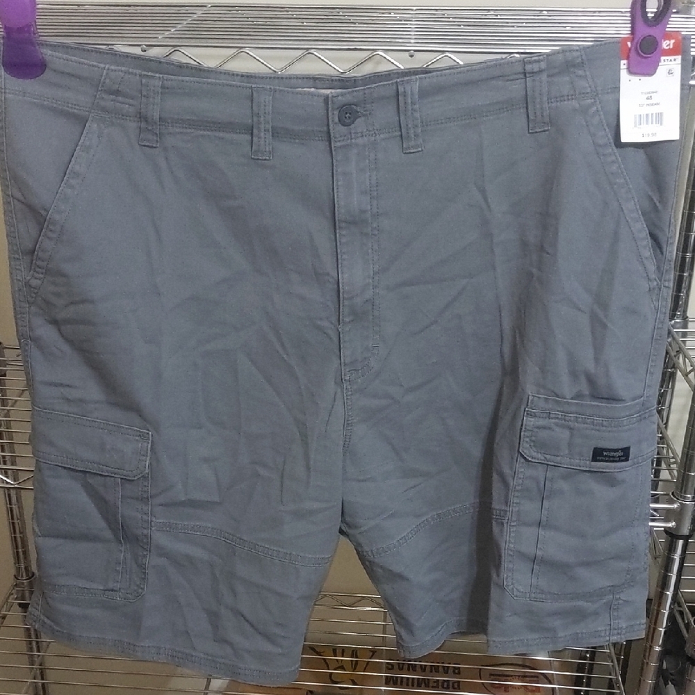 Wrangler Men's Cargo Shorts in Charcoal - Picture 5 of 5